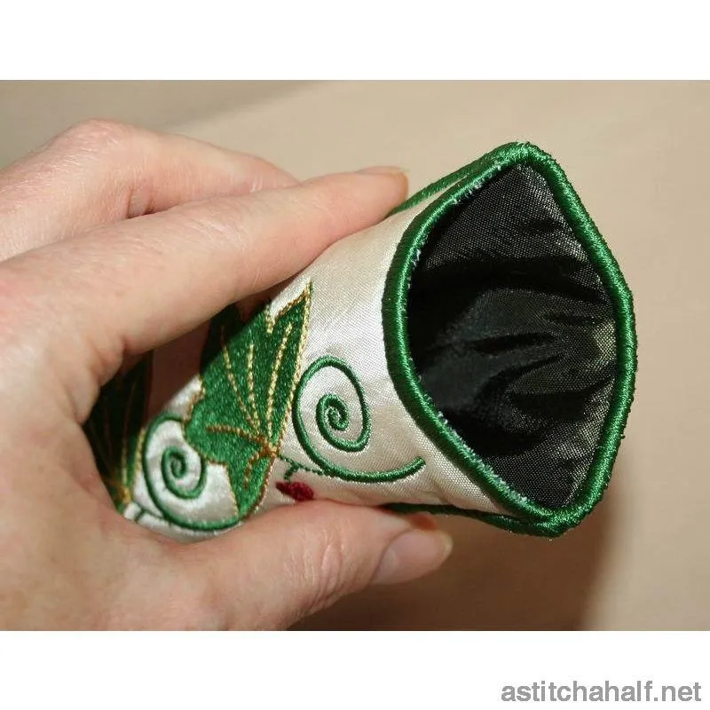 Royal Eyeglass Cases 01