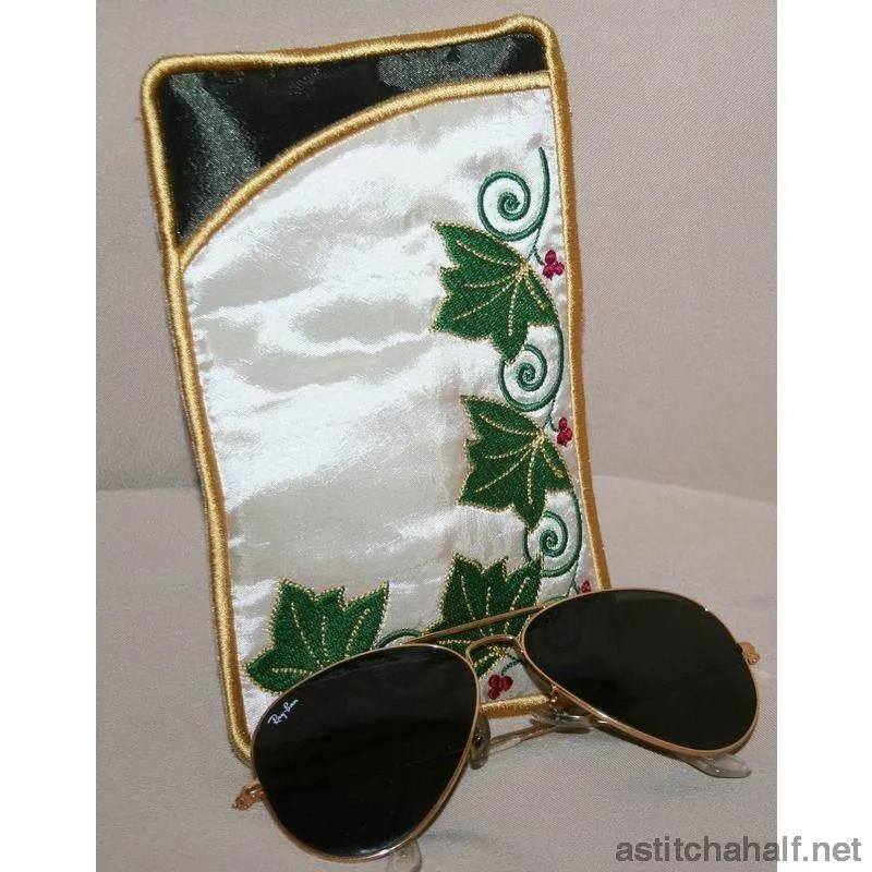 Royal Eyeglass Cases 01