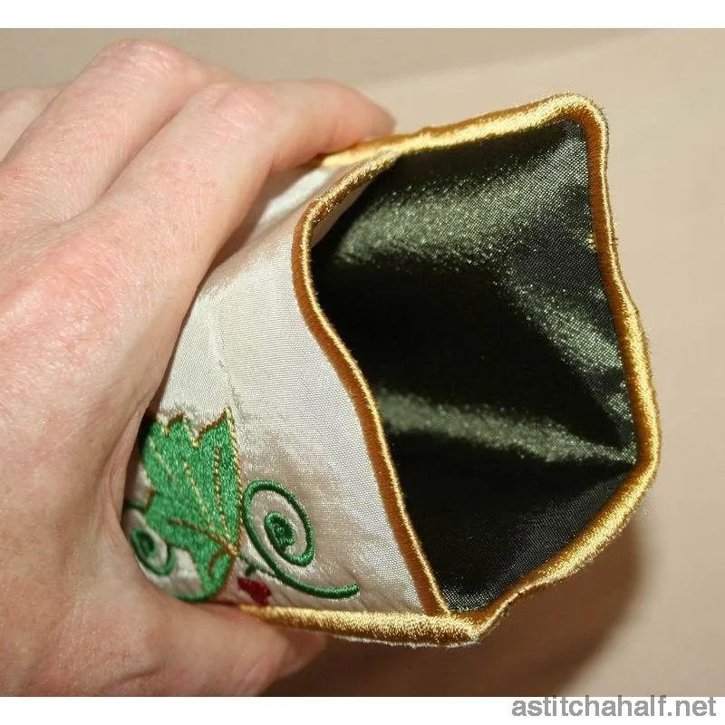 Royal Eyeglass Cases 01